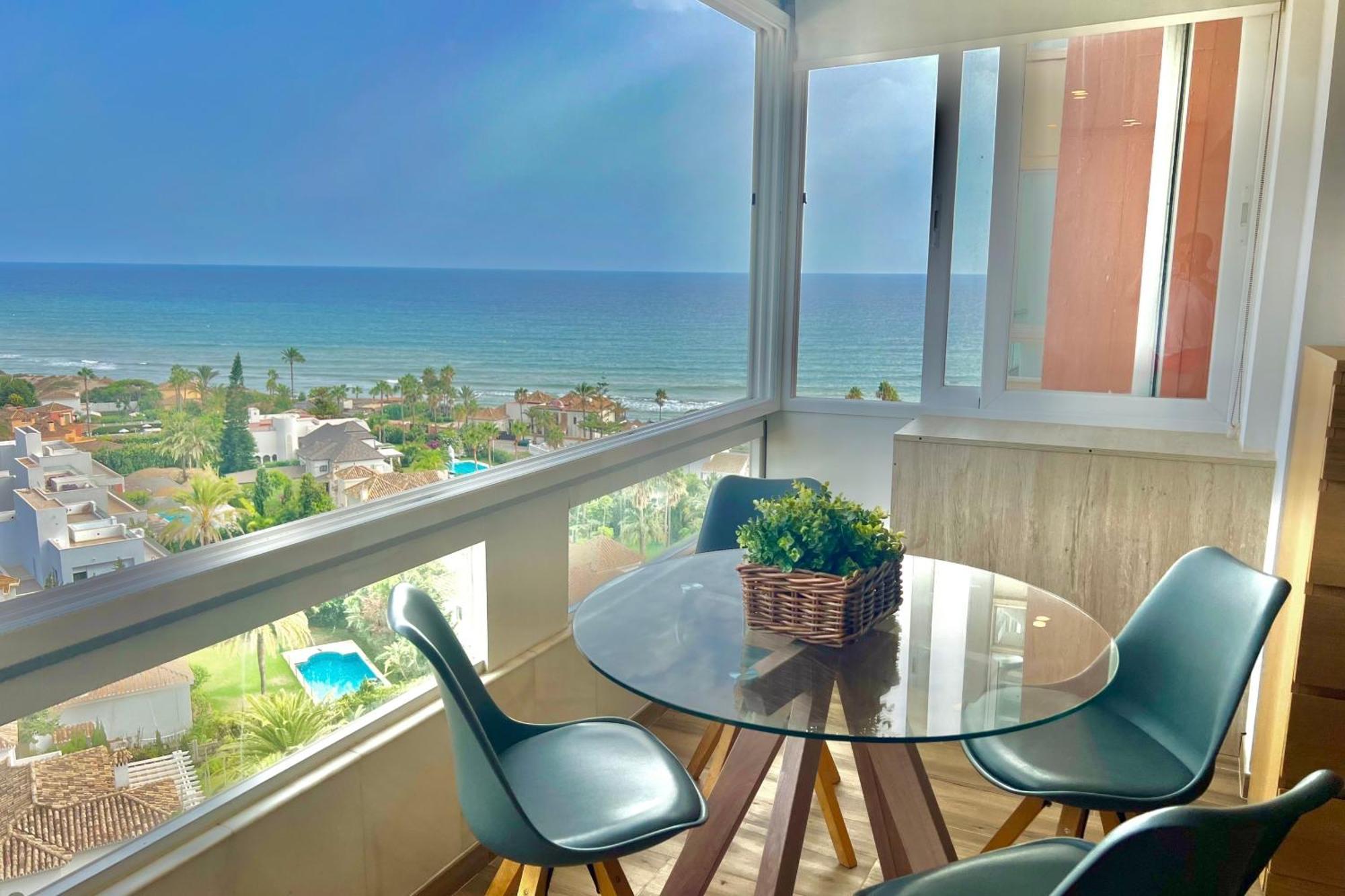 Marbella Beachfront - Beachside Apartment With Stunning Sea Views Ngoại thất bức ảnh