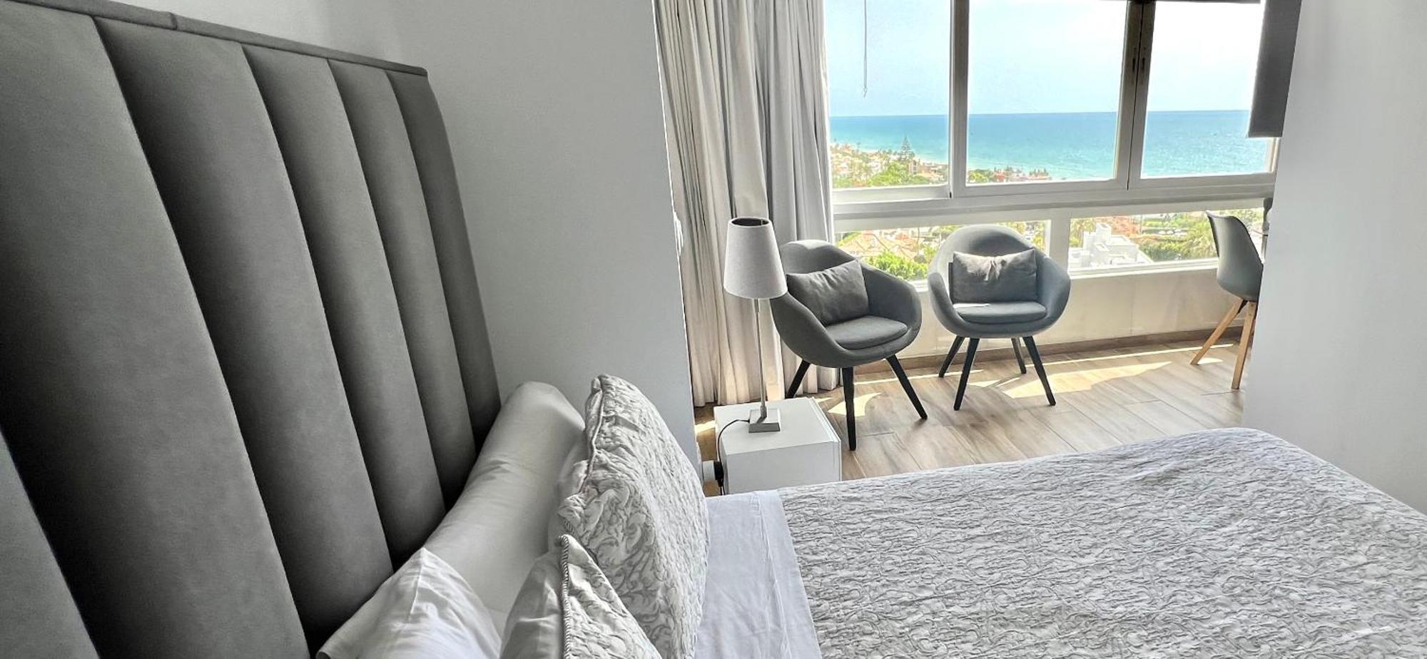 Marbella Beachfront - Beachside Apartment With Stunning Sea Views Ngoại thất bức ảnh